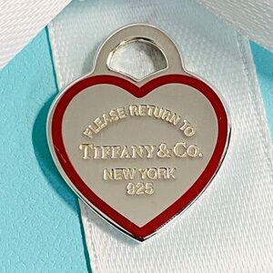 Tiffany & Co. Return to Tiffany® Medium Red Enamel Heart Charm NEW IN BOX